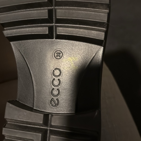 Ecco Danish Design Burgundy Loafer Flats Shoes - Picture 6 of 6